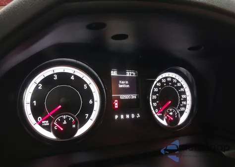 2015 Ram 1500 Big Horn из США, поврежденный, VIN 1C6RR7GT8FS621819